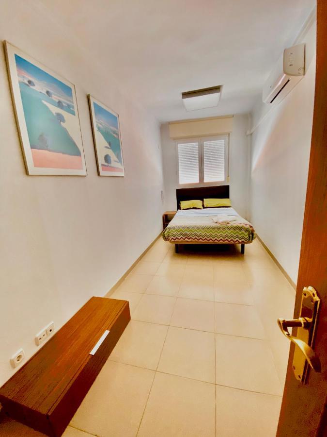 Roni Rooms ซาลอว์ ภายนอก รูปภาพ